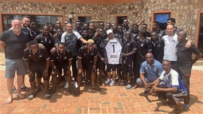 بعثة فريق مازيمبي الكونغولي تصل إلى القاهرة استعدادًا لملاقاة المصري