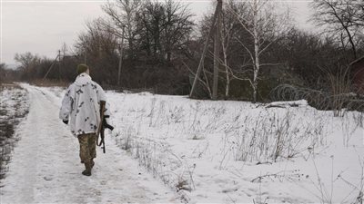 من سيشعل شرارة الحرب؟.. اتهامات متبادلة بين روسيا وأمريكا والناتو حول إيجاد ذريعة للغزو