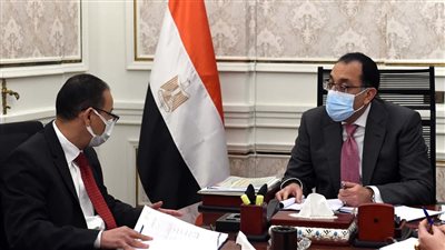 رئيس الوزراء يلتقي رئيس هيئة الرقابة المالية لاستعراض خطط الهيئة خلال المرحلة المقبلة