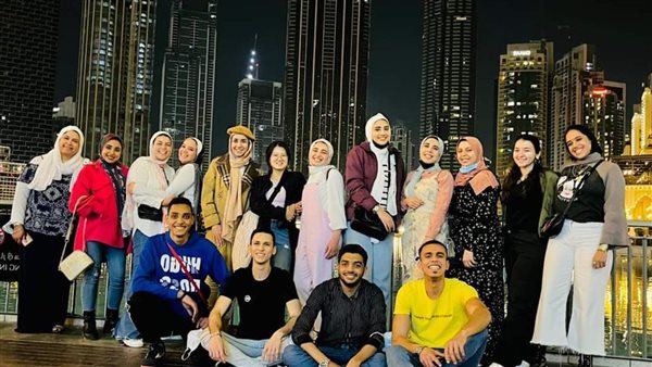 طلاب جامعة عين شمس