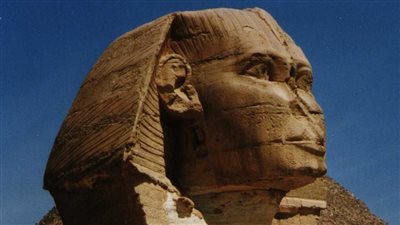 باحث أثري يكشف السبب وراء تحطيم أنف أبو الهول | صور 