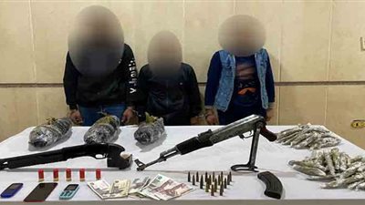 بحوزتهم أسلحة نارية.. القبض على تشكيل عصابي يتاجر في المخدرات بالشرقية