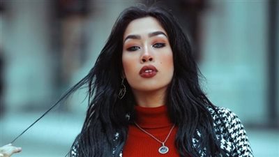 لما تعرفي إن الإكس بتاعته موجودة.. يوتيوبر تثير الجدل برقصها في حفل زفافها | فيديوجراف