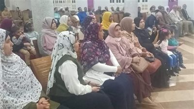 ديوان تغاريد الحب على طاولة المناقشات بفرع ثقافة القصير