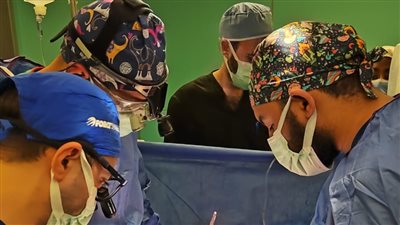 قسم جراحة القلب بالمستشفى الجامعي بأسوان يجري جراحة دقيقة لطفلة