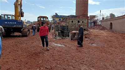 أسفر عن وفاة 4 عمال.. ننشر أسماء الضحايا والمصابين في حادثة انهيار مدخنة مصنع طوب بالدقهلية