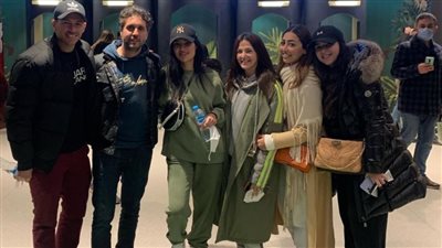 برفقة عائلتها.. دنيا سمير غانم تهنئ هشام ماجد بعد مشاهدة حامل اللقب | صورة