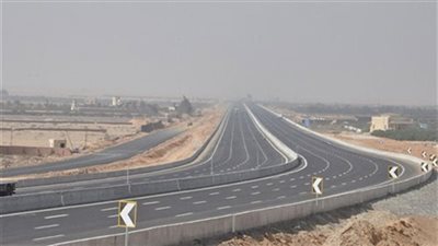 بسبب سوء الطقس.. غلق طريق رأس غارب بالشيخ فضل والصحراوي الشرقي بالمنيا | بث مباشر