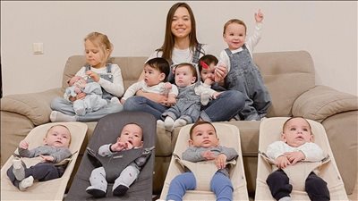 بسبب حبها لهم.. روسية تخطط لإنجاب 105 طفلا بعد ولادة 10 أبناء من أم بديلة | فيديو جراف