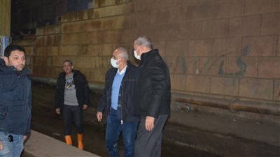محافظ القليوبية يجري جولة لمتابعة جهود رفع وإزالة آثار الأمطار بمدن بنها وطوخ وقليوب