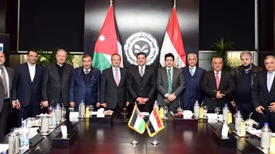 رئيس الاستثمار ووفد رجال الأعمال الأردنيين يبحثون فرص الشراكة
