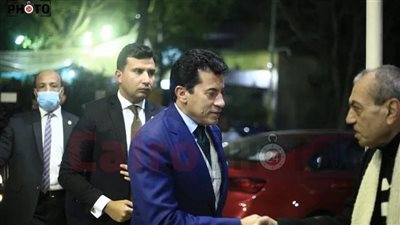 بث مباشر | وزير الرياضة ومحمد حلمي وحازم إمام أول الحضور في عزاء الكابتن أحمد مصطفى