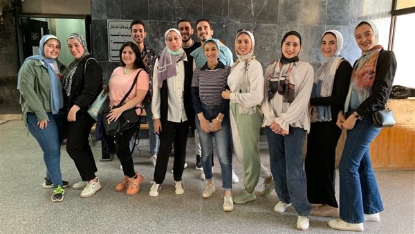 طلاب اعلام القاهرة