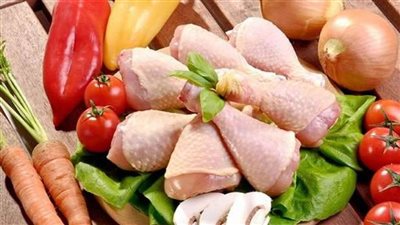 الخيار بـ12 والبانيه بـ75 جنيهًا.. أسعار الخضراوات والدواجن في الأسواق المصرية اليوم | بث مباشر