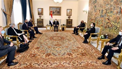 السيسي: مصر ستتبنى مقاربة شاملة ومحايدة خلال رئاستها قمة المناخ COP 27