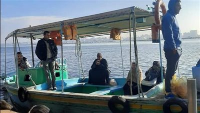 غلق معديتين نهريتين بكوم حمادة لانتهاء التراخيص وعدم الالتزام بالمجرى الملاحي