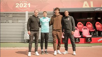 أمير توفيق يعلن إعارة ثنائي شباب الأهلي لنادٍ تشيكي