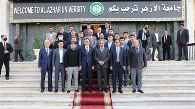  رئيس مجلس الشيوخ الكازاخستاني يجري جولة تفقدية بجامعة الأزهر