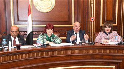 سياحة النواب تناقش شكاوي شركات السياحة بشأن ضوابط العمرة.. وتطالب بزيادة أعداد المعتمرين