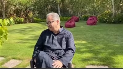 اللي شبكنا يخلصنا.. أول ظهور لإبراهيم عيسى بعد أزمة المعراج | فيديو