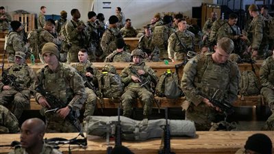 أمريكا تحرك قوات عسكرية إلى الحدود مع روسيا ردا على بوتين