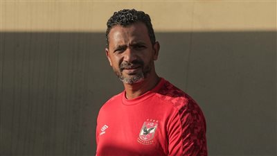 بعد رحيل موسيماني.. سامي قمصان يقود الأهلي أمام إيسترن كومباني بالدوري 