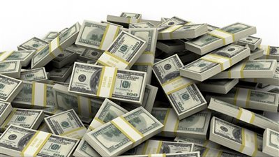 استولى على 130 مليون دولار أمريكي.. محاكمة دبلوماسي سابق لاتهامه بإهدار المال العام 