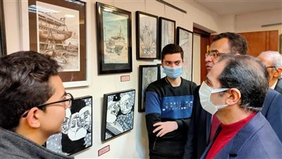 انطلاق رؤى مستقبلية بمشاركة أكثر من 50 فنانًا تشكيليًا بالمركز الثقافي بطنطا