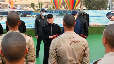 السيسي: استأذنت من رقيب السرية أروح ميدان التدريب بدري ساعة وبعدها بـ 6 شهور بقيت بطل الكلية