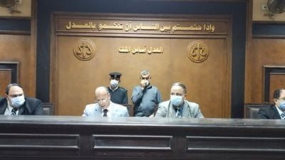 المتهمة الرابعة حرضتهم على القتل.. محاكمة 3 أشقاء لاتهامهم بقتل والد طالبة بدار السلام