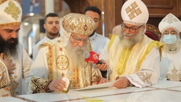  الأنبا باخوميوس