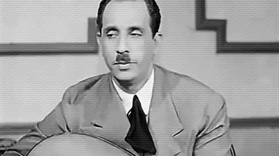 اكتشفه والده ومات حزنا بسبب الحب.. لمحات من حياة الفنان عزيز عثمان في ذكرى رحيله 