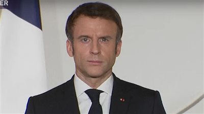  الرئيس الفرنسي: عقوبات اقتصادية تنتظر روسيا.. وبوتين يعتدى على سيادتنا 