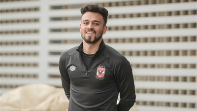 صلاح محسن يواصل برنامجه البدني استعدادًا للمشاركة في التدريبات الجماعية