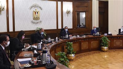 رئيس الوزراء لوفد غرفة التجارة الأمريكية: مستعدون لتقديم أي حوافز مطلوبة لاستثمارات القطاع الخاص