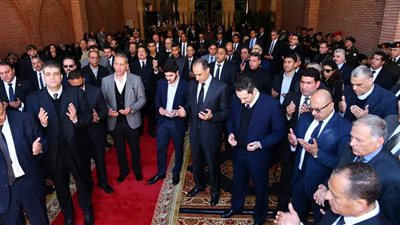  حفيد مبارك يدعوا لجده بالرحمة والمغفرة في الذكرى السنوية الأولى للرئيس الراحل