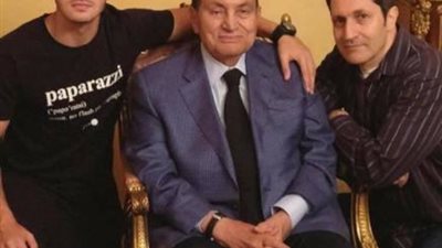 حفيد الرئيس مبارك يحيى الذكرى السنوية الثانية على وفاة جده