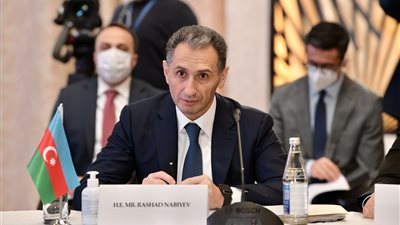 أذربيجان: نسعى للاستفادة من المشروعات التنموية في مصر