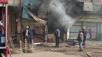 السيطرة على حريق محل قطع غيار سيارات بطريق مصر إسكندرية الزراعي | صور