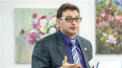 رئيس الجالية المصرية بأوكرانيا: الظلام يسيطر على كييف.. ونعيش حالة من الذعر بسبب الانفجارات | بث مباشر