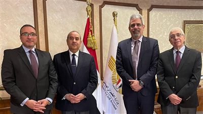 وزير الطيران: تعزيز التعاون مع منظمة الأياتا في مختلف مجالات النقل الجوي