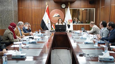 وزيرا التخطيط والاتصالات يناقشا الخطة الاستثمارية لـ الاتصالات خلال العام المالي 2022/2023