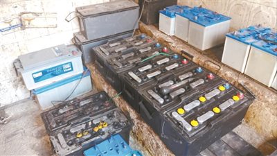 تجنب الأنواع الرخيصة.. نصائح هامة عند اختيار بطاريات السيارات