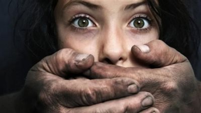 أنقذها من معاكسة الشباب وخطفها لنفسه.. السجن 6 سنوات لمتهم بالتعدي على فتاة في البساتين