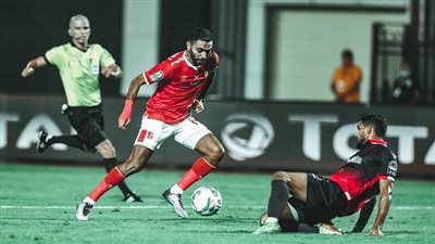 بث مباشر | غضب من جماهير الزمالك وترقّب من جماهير الأهلي بعد انتهاء الشوط الأول 