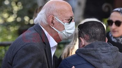 بث مباشر | بحضور عمر خيرت ودنيا سمير غانم.. تشييع جثمان جالا فهمي من مسجد مصطفى محمود بالمهندسين