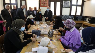 محافظ القاهرة يكرم 46 حرفيًا.. ويؤكد اهتمام الدولة بالحفاظ على التراث