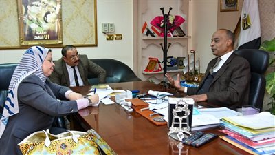 تعليم بورسعيد يبحث عمل مراجعات نهائية مجانية لطلاب الشهادة الإعدادية