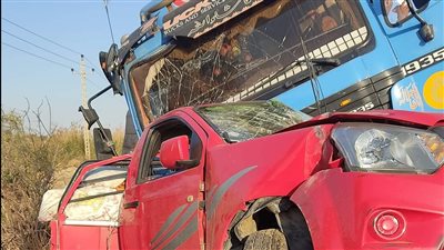 إصابة 4 أشخاص في حادثة تصادم سيارتين ربع نقل غرب بئر العبد بشمال سيناء 