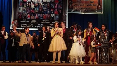 في تجربة ملهمة.. مصابو متلازمة داون يقدمون عرضا مسرحيا ببورسعيد 